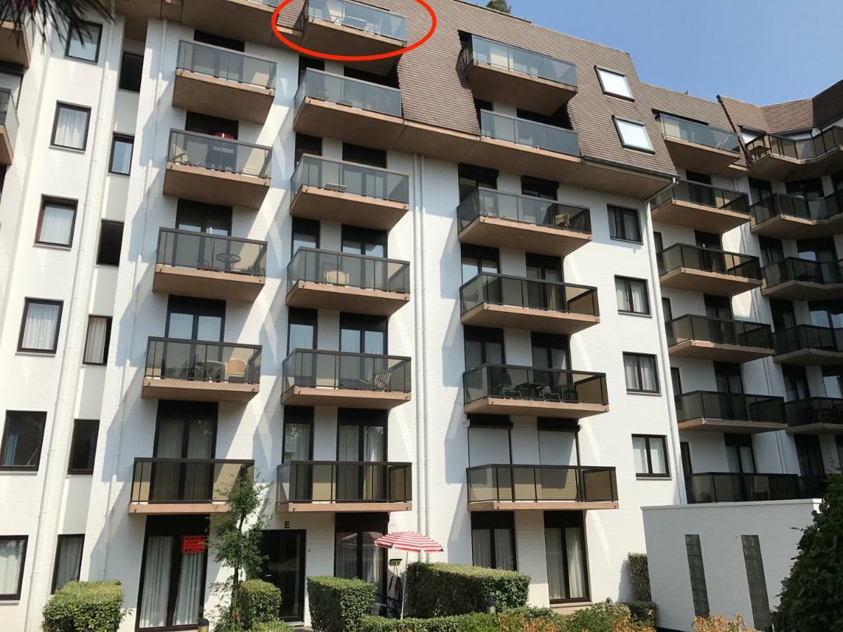 Recent Vernieuwd Appartement Met Zeezicht En Een Gratis Parkeerplaats Koksijde Exterior photo